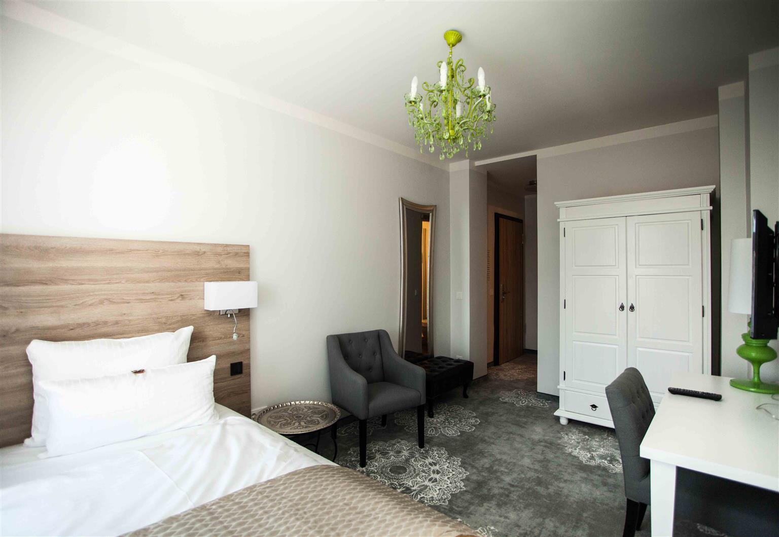 Hotel Via Regia - Vias-Hotels Гёрлиц Экстерьер фото